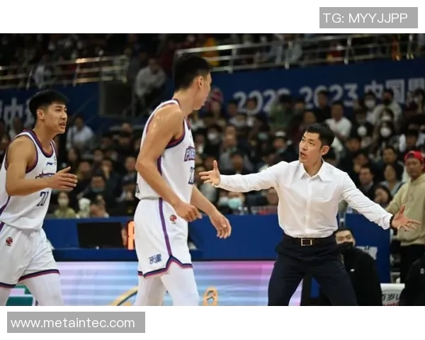 杭州篮球队近期状态深度对比分析与未来发展趋势探讨 杭州篮球队近期状态深度对比分析与未来发展趋势探讨